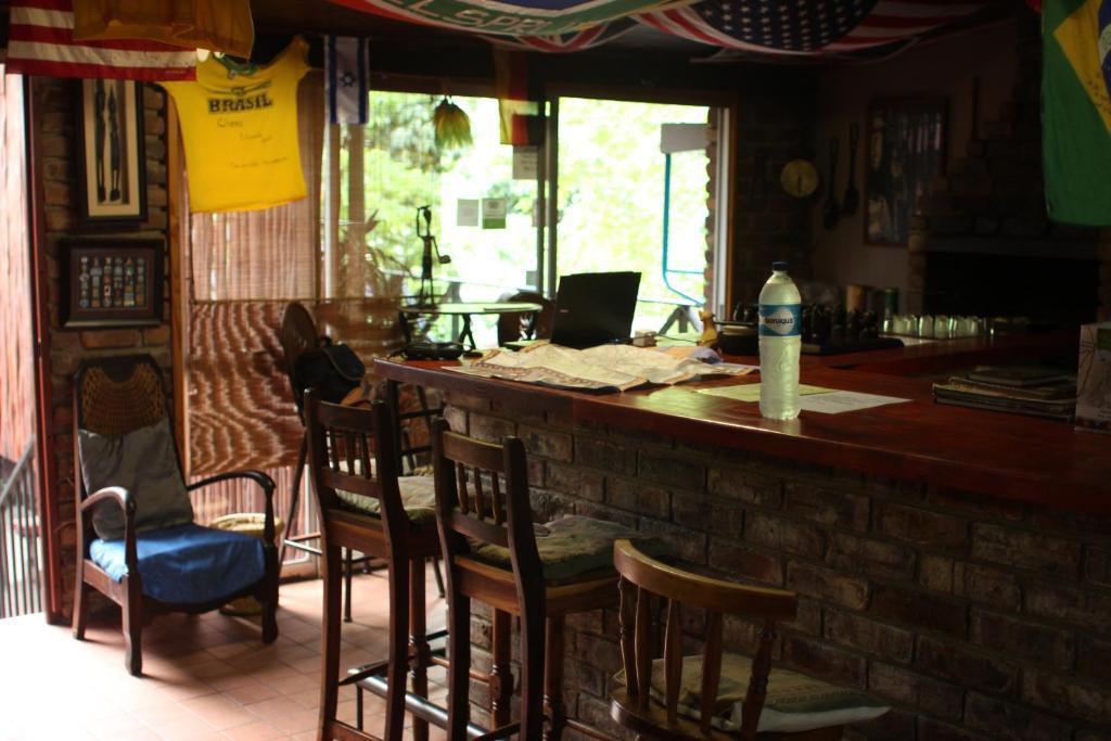 Old Vic Travellers Inn Nelspruit Mbombela Exterior photo